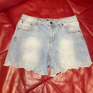 Cute Jean Shorts 🌟